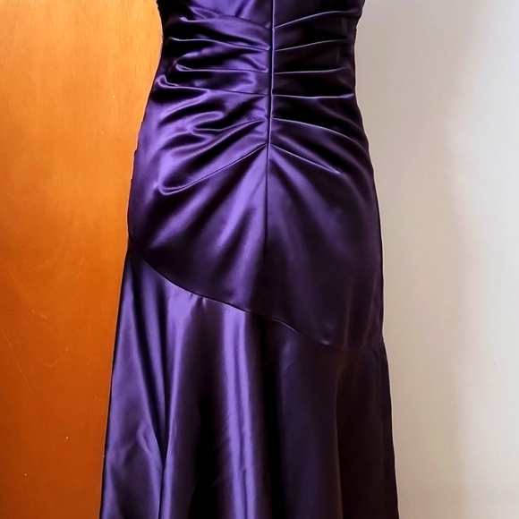 Bridesmaid Prom Strapless Purple Gown Wedding Prom - Picture 7 of 8